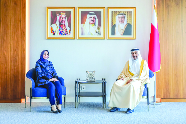 <p>Transportation and Telecommunications Minister Dr Shaikh Abdulla bin Ahmed Al Khalifa received Turkish Ambassador Dr Ayse Hilal Sayan Koytak. The minister commended the strong bilateral relations between Bahrain and Türkiye, particularly in the transportation and telecommunications sectors. He emphasised the importance of continuing to strengthen co-operation to serve the mutual interests of both countries. The ambassador underscored her commitment to further enhancing relations and co-operation between the two countries.</p>
